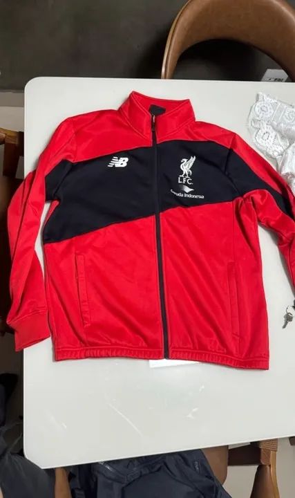 Jaqueta liverpool new balance hotsell