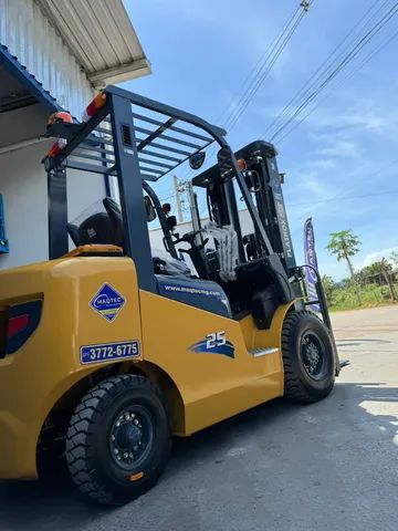 Empilhadeira Plasnox| Nova| 3.000kg| Diesel | Torre 4.7mts