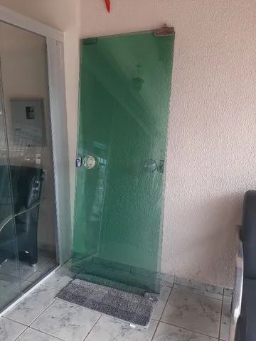 Duas portas de vidro de 2,10cm de altura 81cm de largura - Foto 2