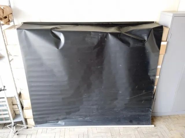 Tela p/ projetor Preto