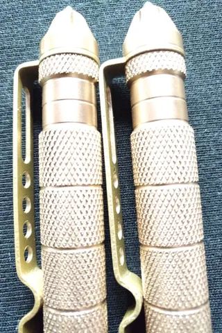 Kit com 10 Canetas táticas (Quebra vidros - Foto 4