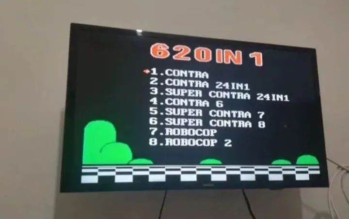 Retro video game! Includes 620 games!64310770714370120