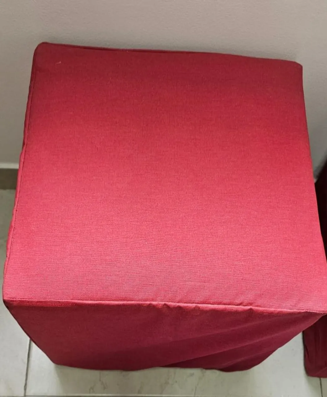 Puff Retangular Vermelho