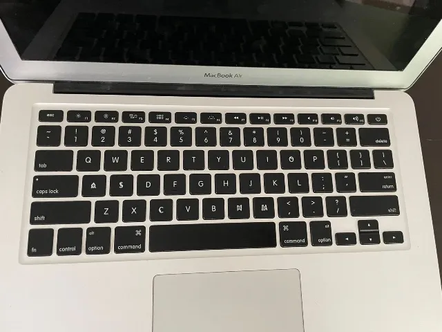 MacBook Air (2013) / 8GB / 128GB SSD ※中古 2025年最新】Yahoo!オークション -macbook air 2013 ssd 128gb