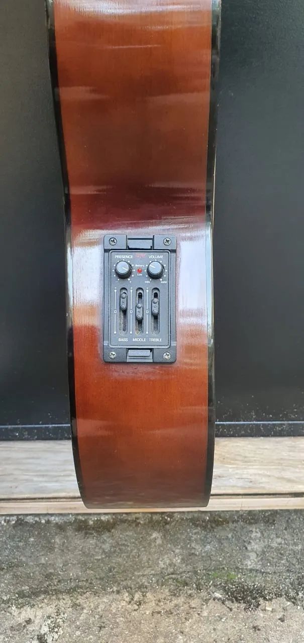 Violão eletroacústico Takamine G116 com cordas de nylon.   Não Trocas, Não Ofertas. - Foto 2