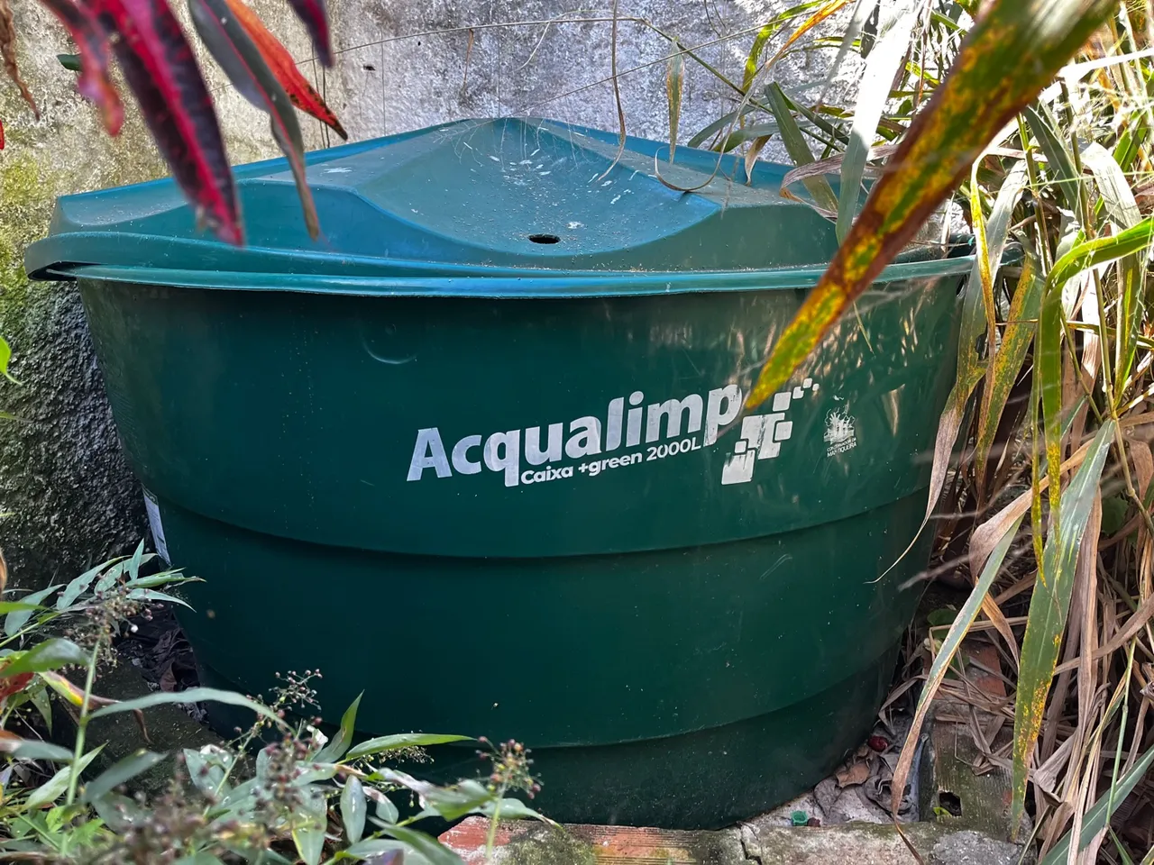 Caixa d'água 2000L Acqualiamp e 500 litros fortlev
