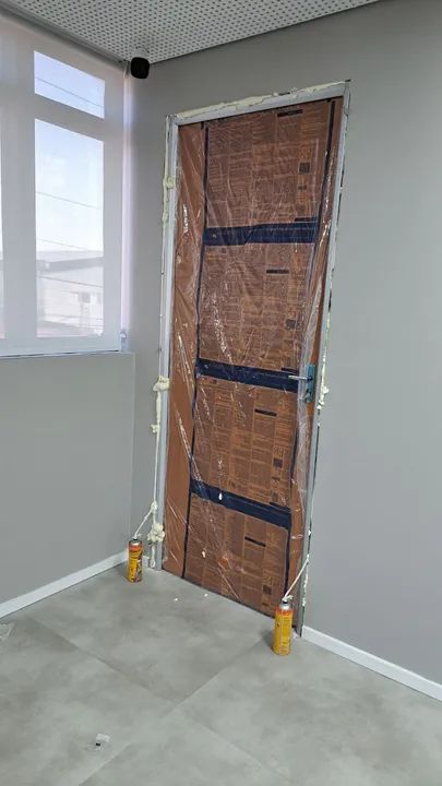 Montagem e fabricação de portas  - Foto 2
