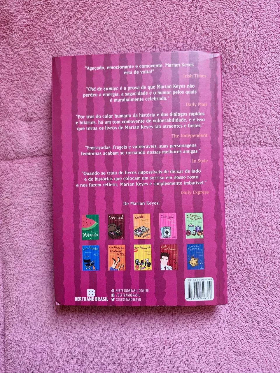 Livro Chá de Sumiço - Marian Keyes - Foto 2