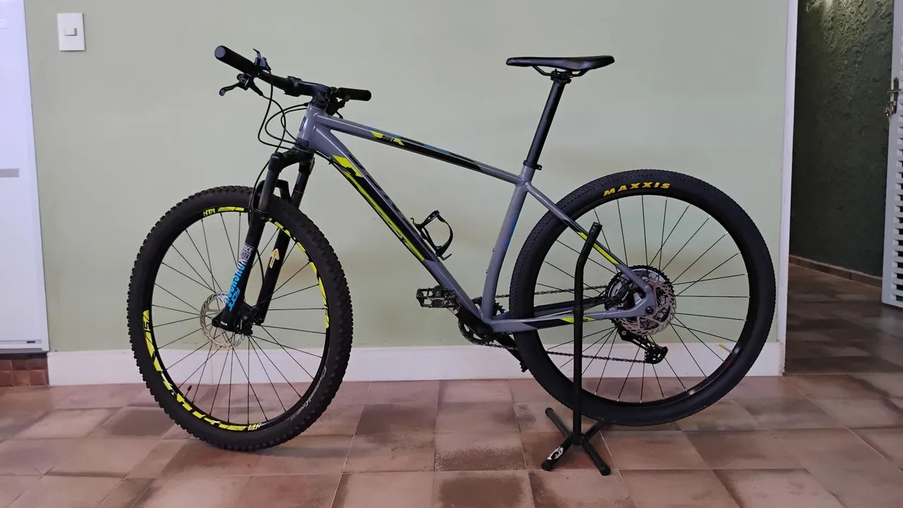 Bicicleta MTB Sense aro 29  - Foto 2
