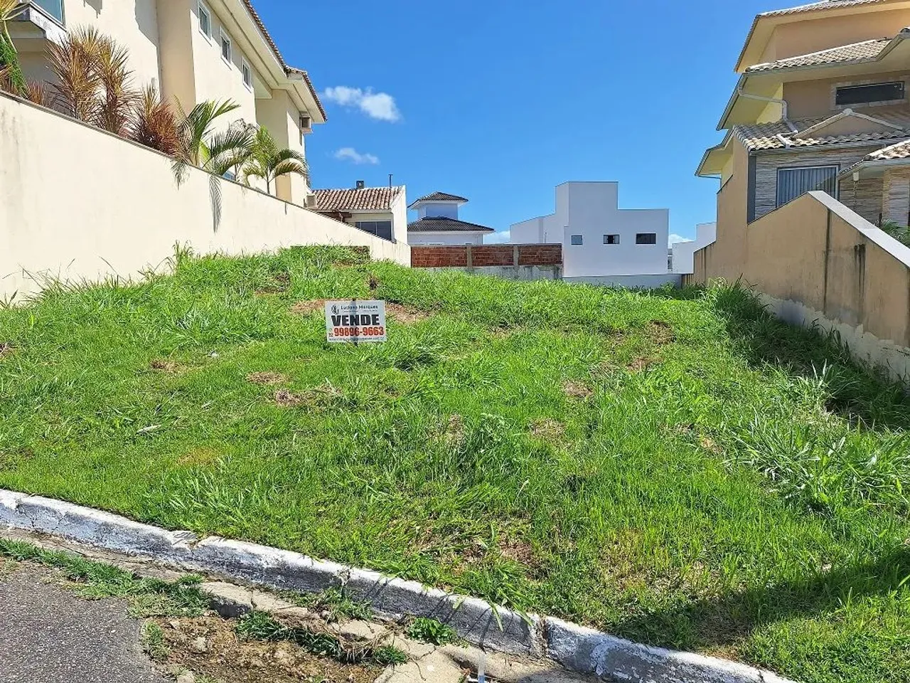Vale dos Cristais. Ótimo terreno com 474m² planos próximo ao Lago, Doc ok.