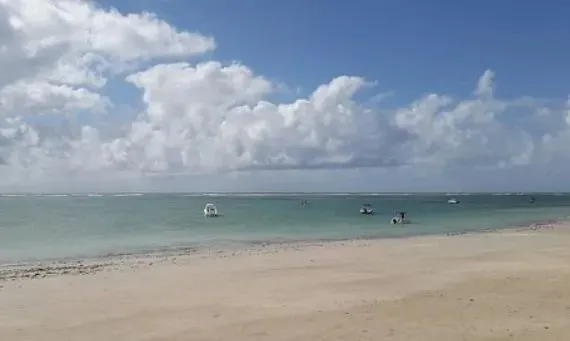 Super oportunidade de investimento na Praia de Tamandaré, flats com alta rentabilidade.