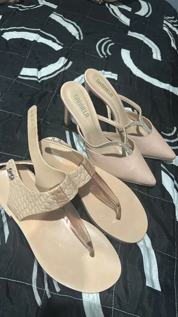Sandálias e Scarpin Nude