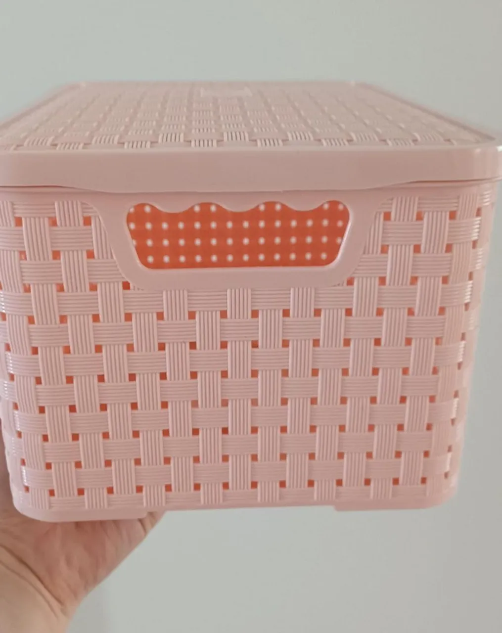Cesto organizador de plástico rosa