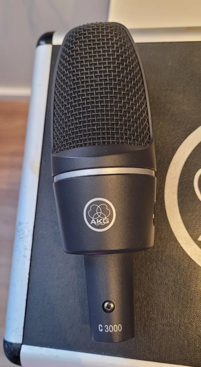 Microfone Condensador AKG C3000