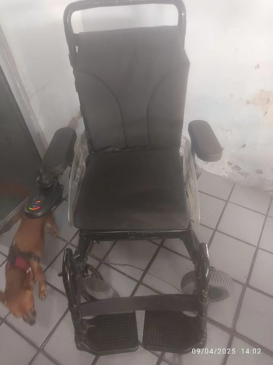 Cadeira de rodas motorizada