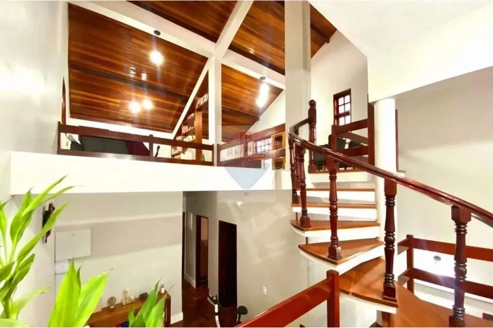 Sobrado 3 dorms 1 suite master com 3 vagas