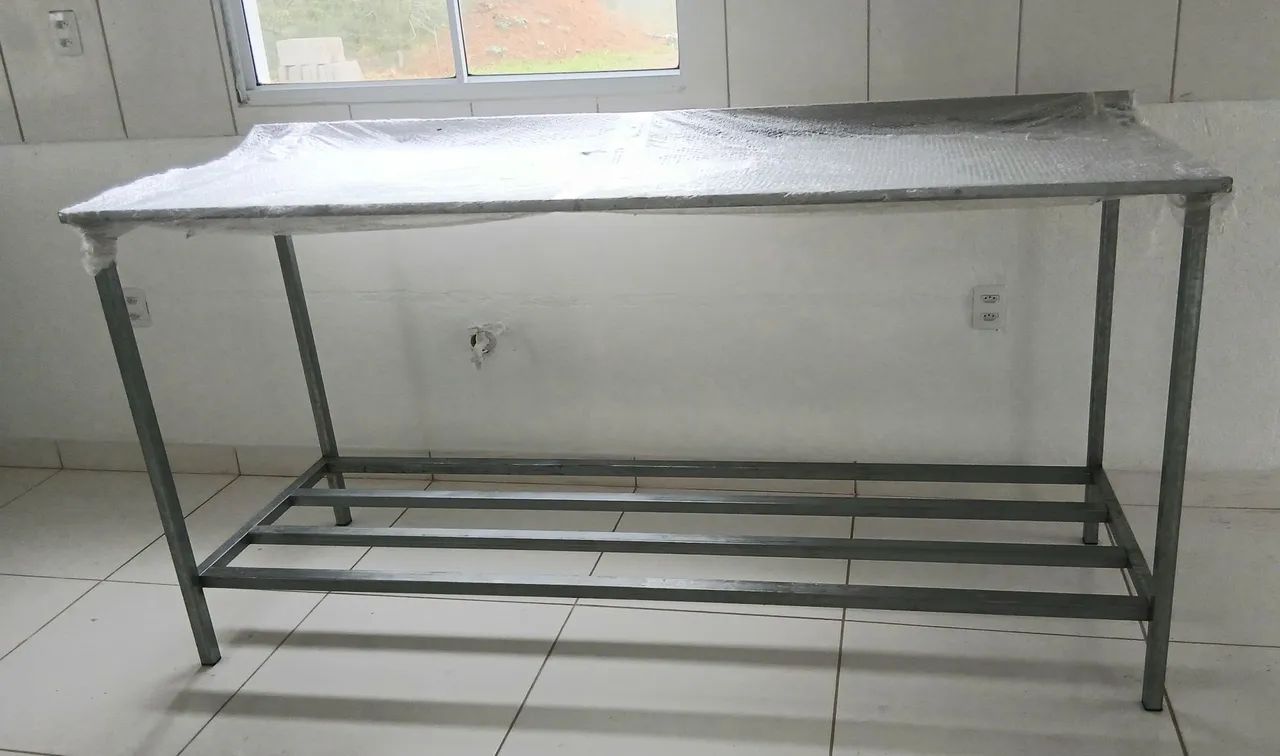Mesa de Aço Inox para Cozinha Industrial
