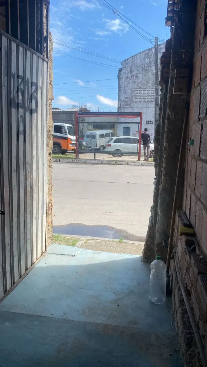 Casinha na avenida sul e valor negociável