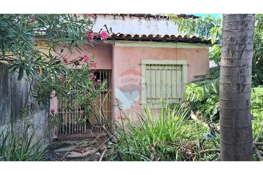 Vendo CASA nascente em Campo Grande, uma preciosidade pra morar bem!