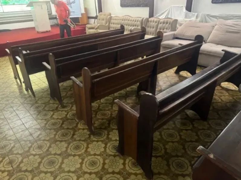Banco de Igreja de Madeira Maciça 3m - Foto 5