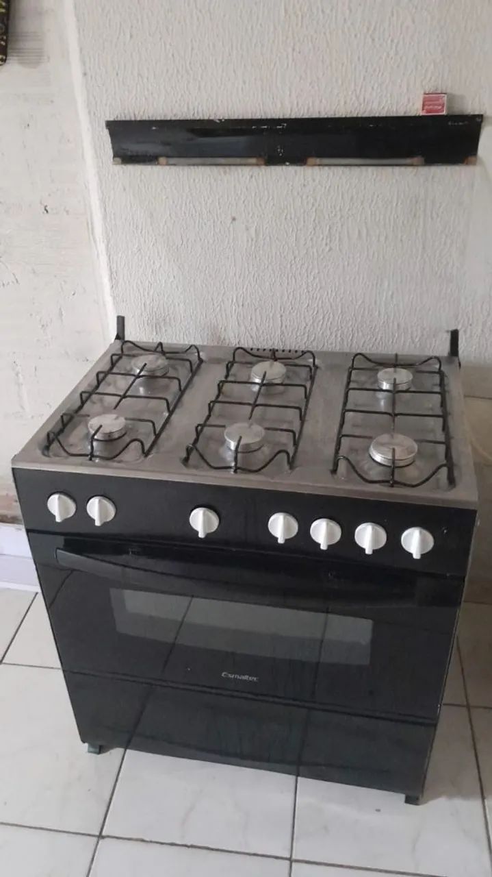 Fogão 6 Bocas com Forno - Aço Inox - Foto 3