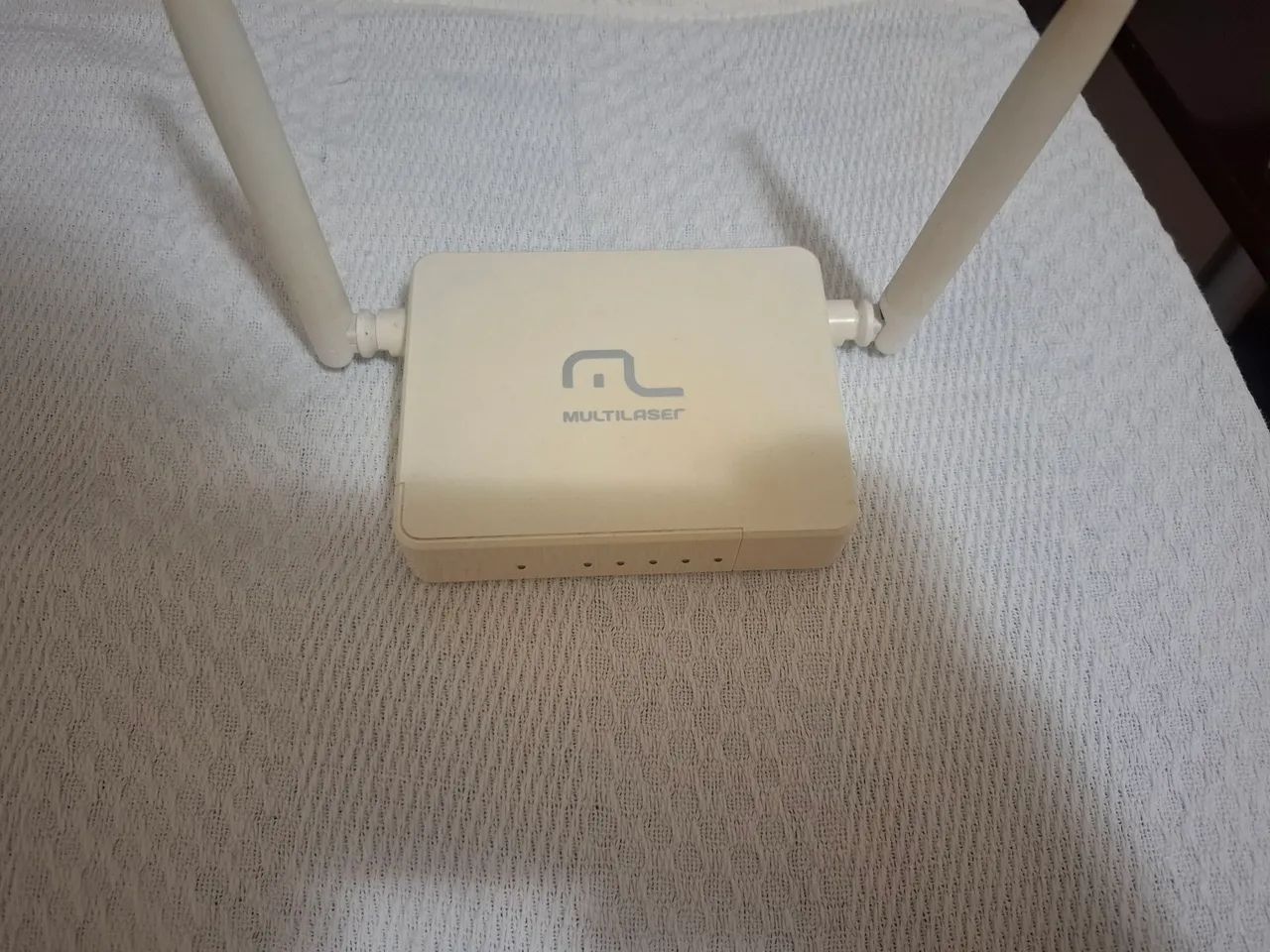 Roteador de Wi-Fi  multilaser 64208787740546122