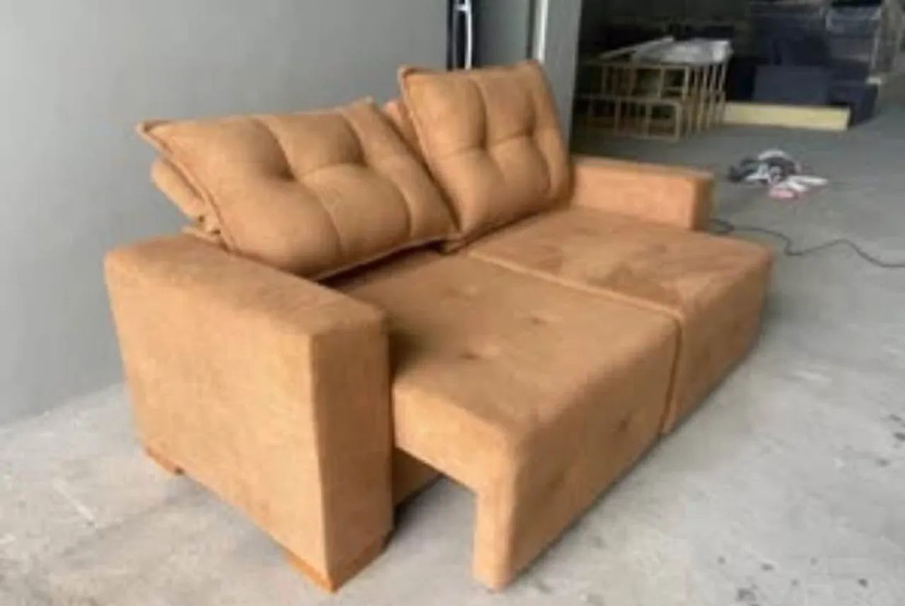 Sofá retrátil reclinável 