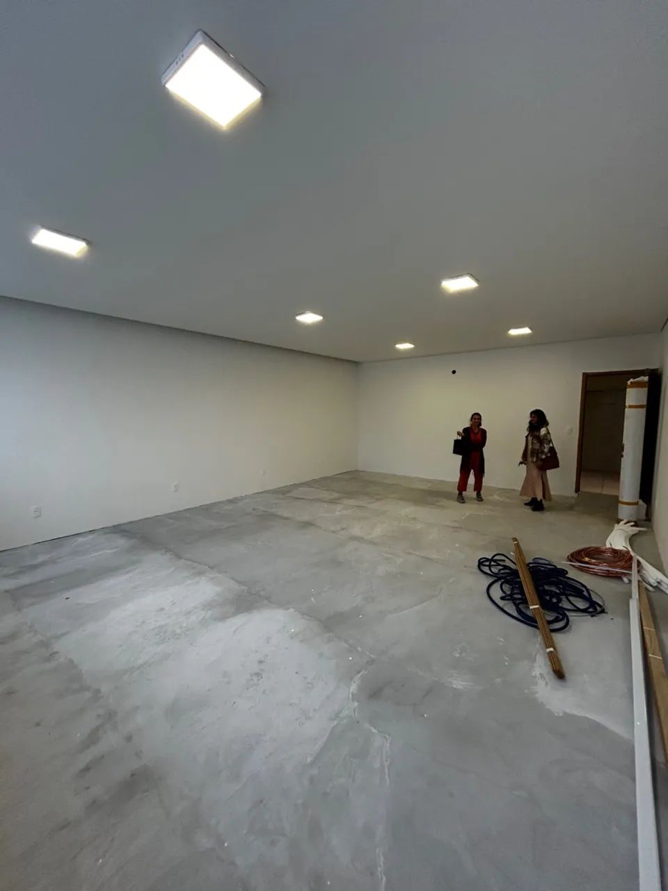 Alugo sala comercial no centro! - Foto 5