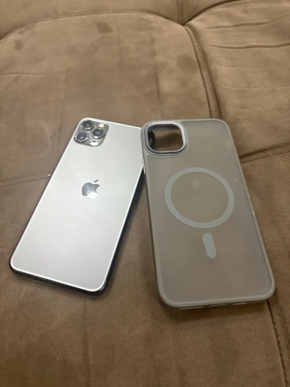 iPhone pro max 512