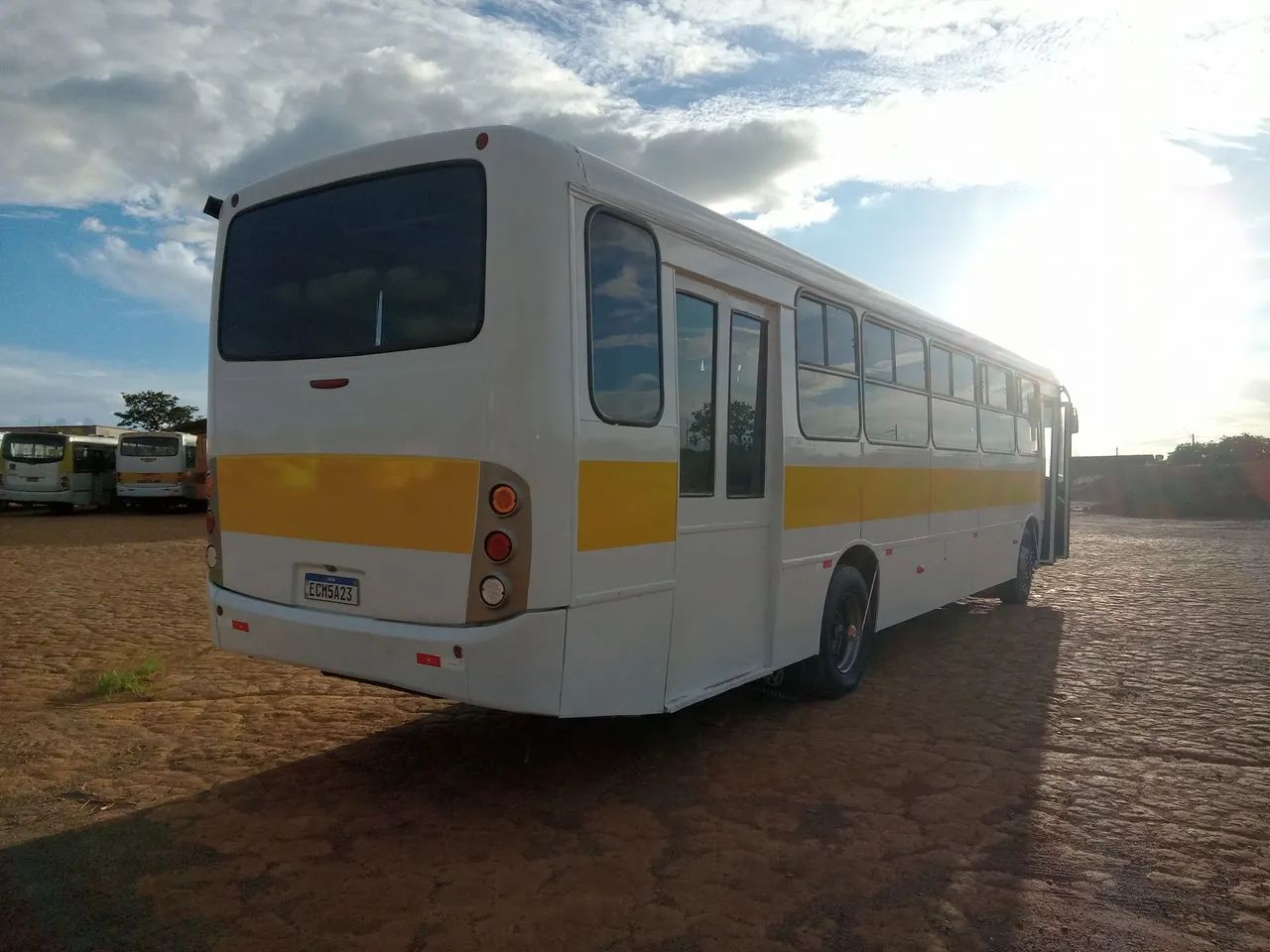 Ônibus comil Svelto - Foto 5