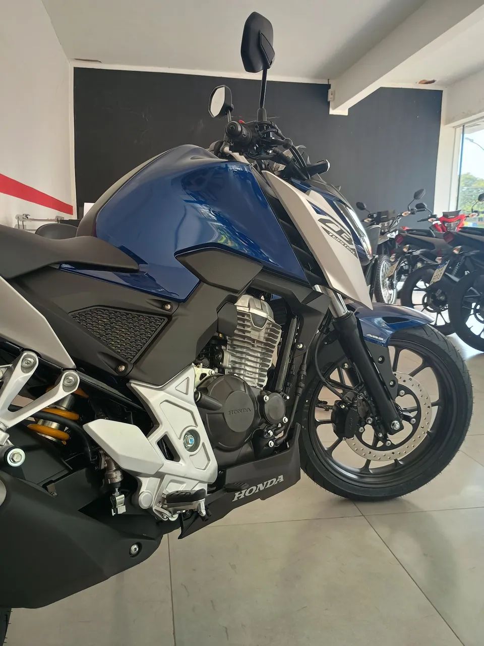 CB 300 ABS 2026 zero km - Foto 2