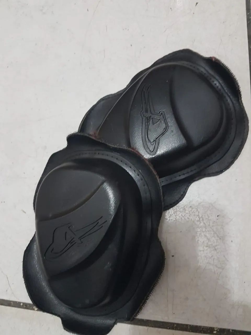 Joelheira, saboneteiras Alex Barros de proteção p/ moto sport  - Foto 4