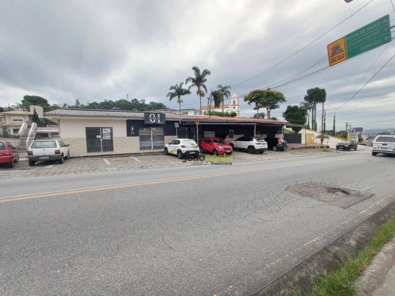 Sala para aluga - Ponta de Baixo - São José/SC