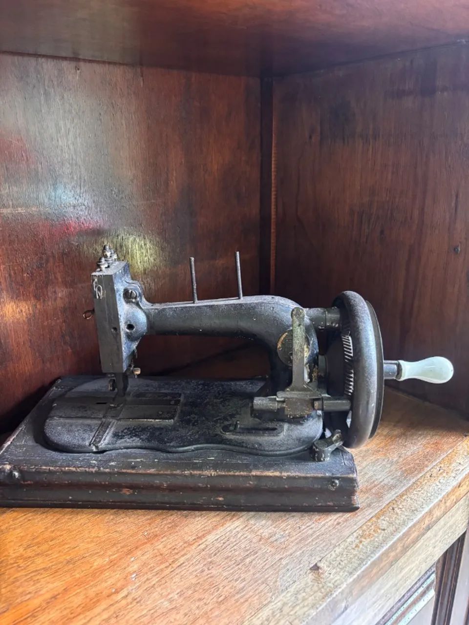Máquina de costurar decorativo  de ferro