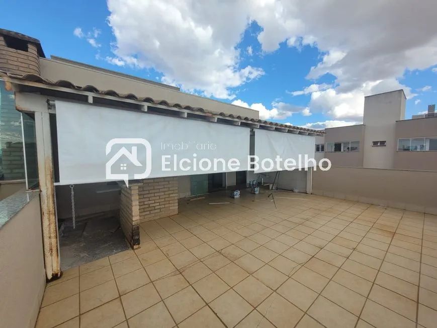 Cobertura duplex para aluguel de aprox. 160 m², com 3 quartos, no bairro Umuarama - Uberlâ - Foto 2