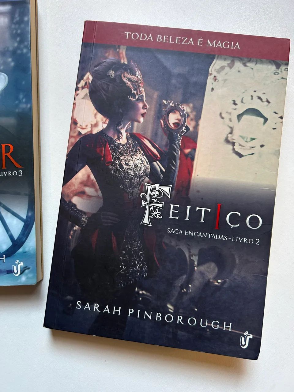 Livro 2 e 3 saga encantadas: Feitiço e Poder - Foto 3