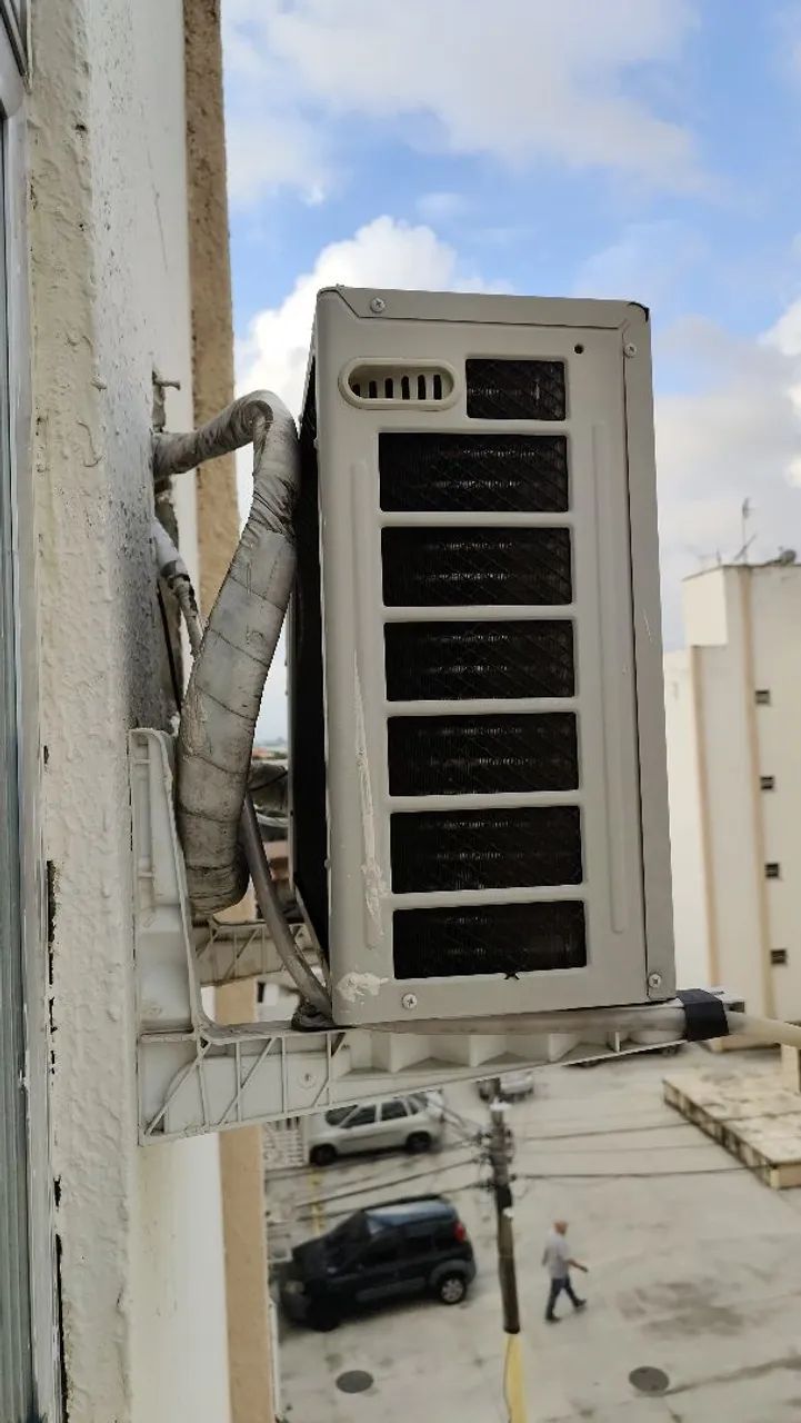 Ar Condicionado LG Split Inverter 12.000 BTUs - Foto 2