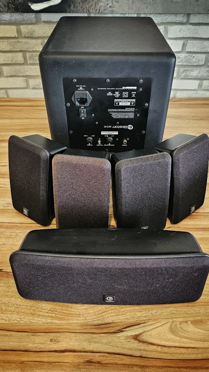 Caixas de som 5.1 Boston Acoustics MCS95