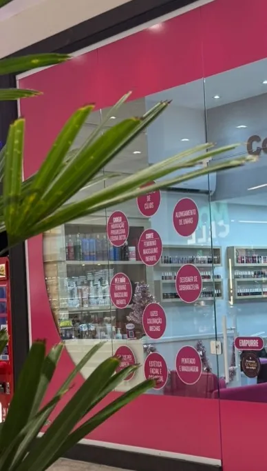 OPORTUNIDADE DE NEGOCIO - Franquia de Salão de Beleza à Venda