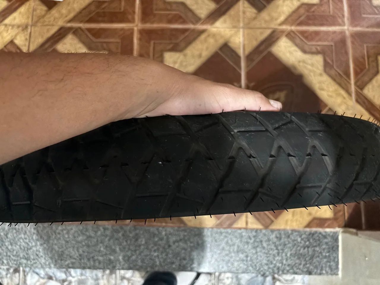 Pneu Michelin Anakee 90-90/21 - Foto 3