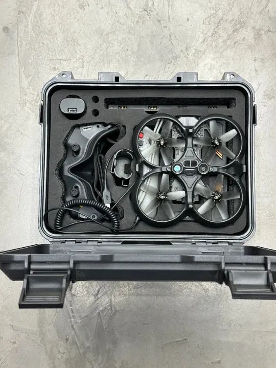 Drone Avata Baterias e Carregadores extras + acessórios - Foto 2