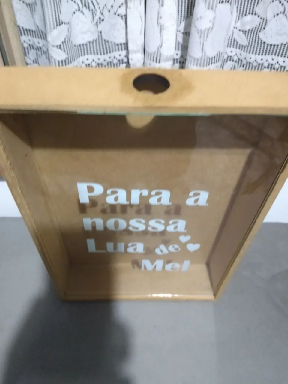 Caixa em MDF c/ Vidro Frontal p/ PIX Lua de Mel/Gravata dos Noivos - Foto 2