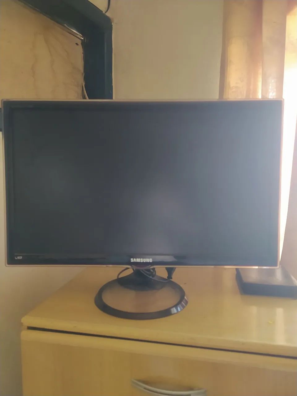 Monitor Samsung 27 polegadas em perfeito estado - Monitores - Valverde ...
