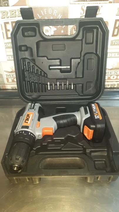 Parafusadeira Furadeira NKF Com Acessórios 