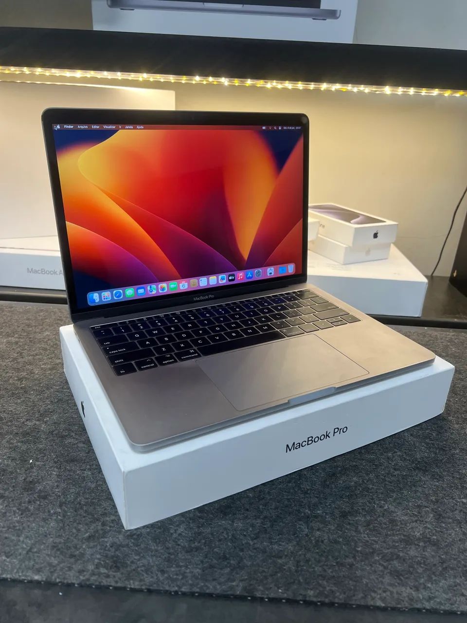 macbook pro 13 2016
