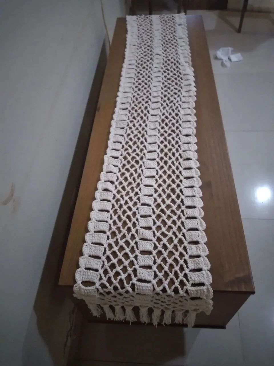 Caminho de mesa em croché  - Foto 4