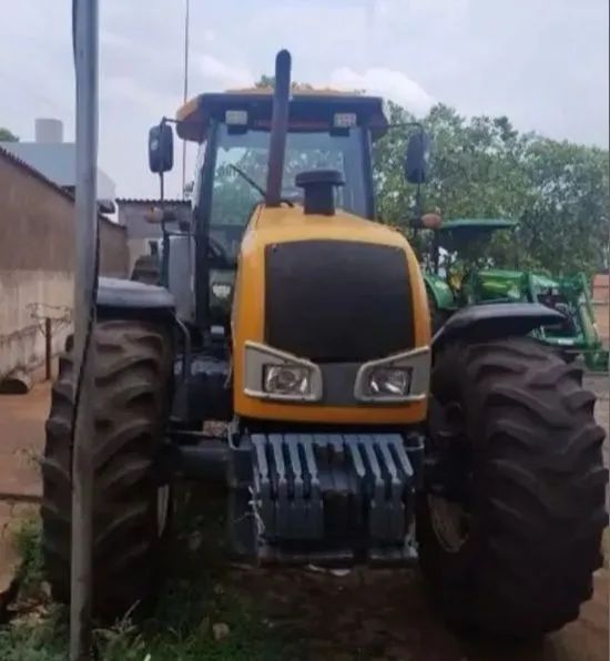 Trator Agrícola Usado
