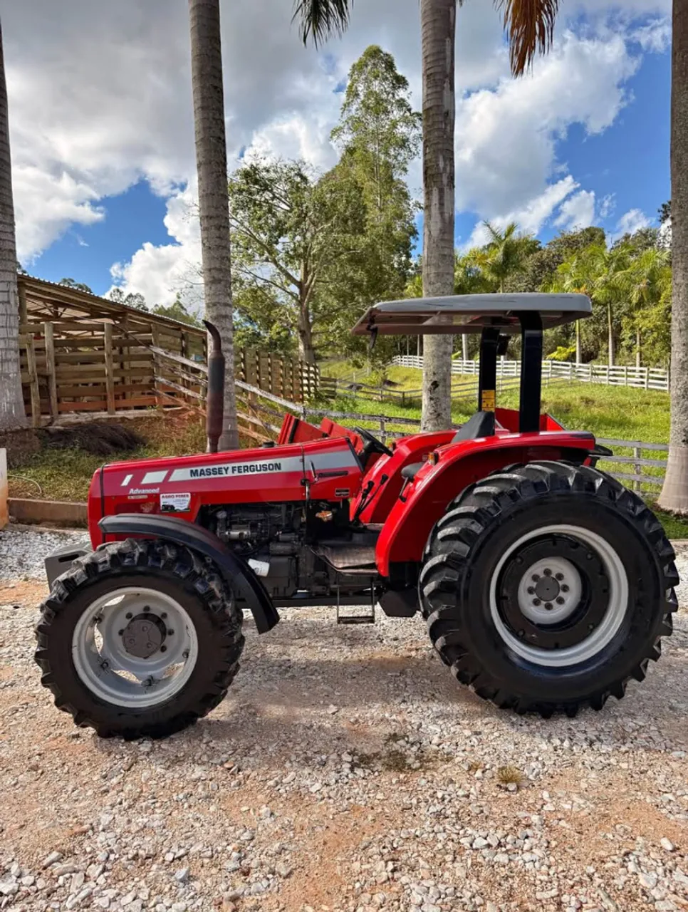 Trator Massey Ferguson 265