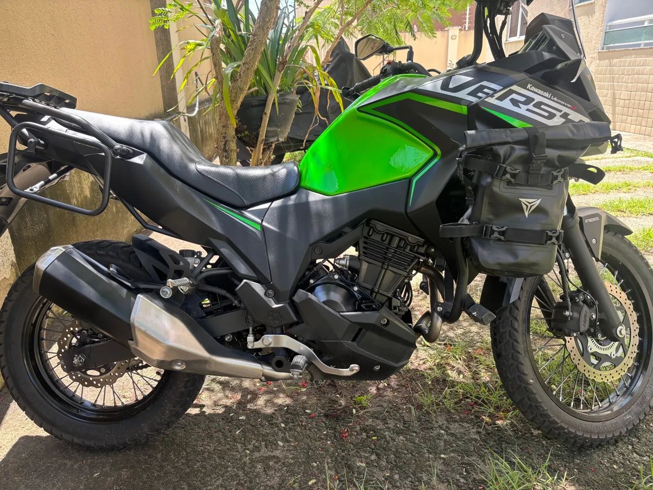 VERSYS X300 2024  - Foto 3