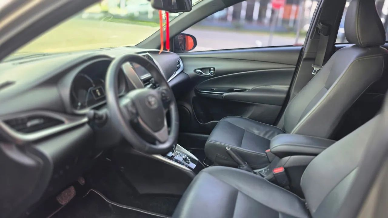 Yaris xls - Foto 7